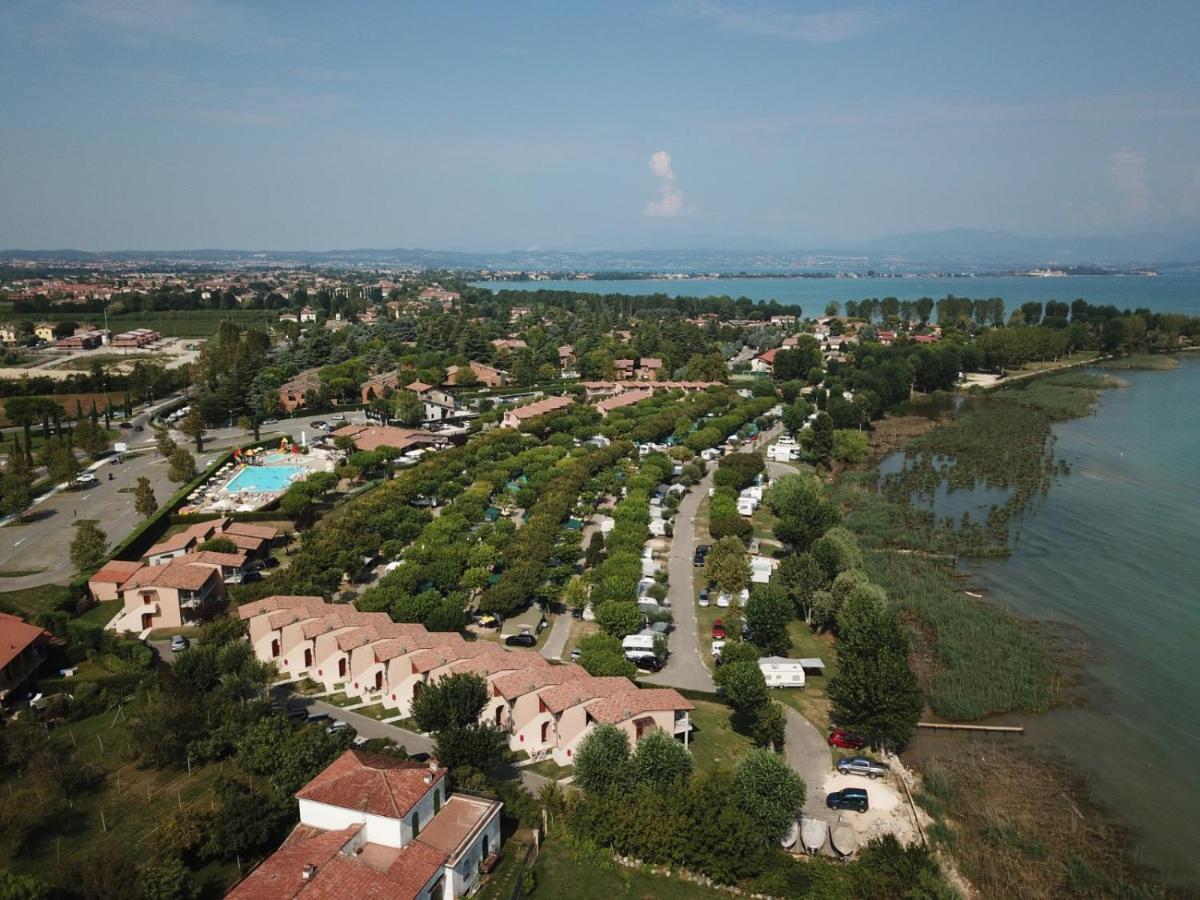 Ohana Apartments Camping Tiglio シルミオーネ エクステリア 写真