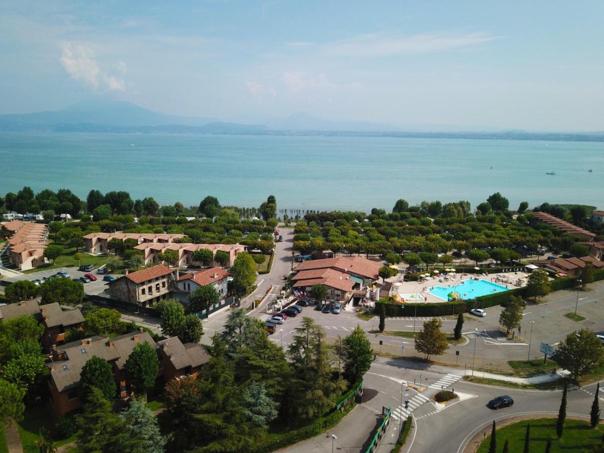 Ohana Apartments Camping Tiglio シルミオーネ エクステリア 写真